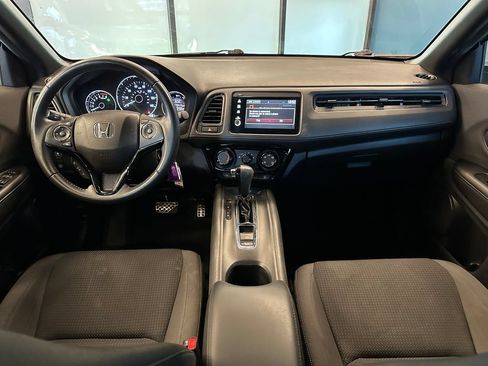 Used 2020 Honda HR-V Sport image 9