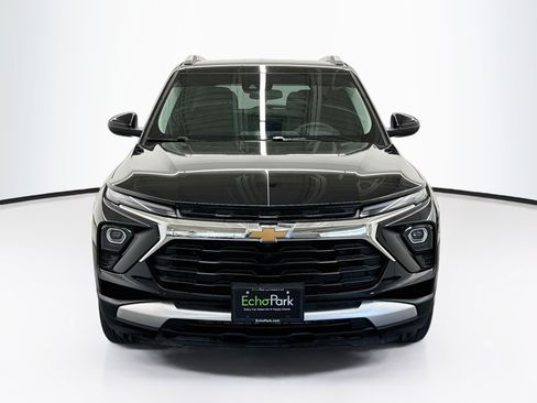 Used 2026 Chevrolet TrailBlazer LT w/ Driver Confidence Package FWD image 2