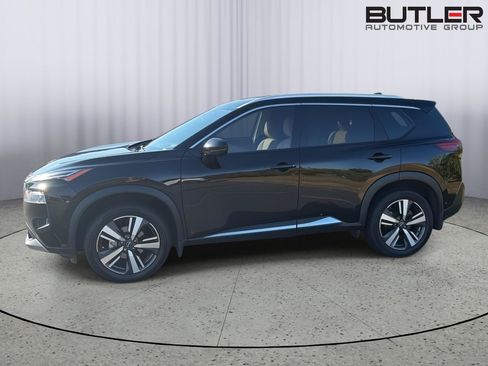 Used 2023 Nissan Rogue Platinum w/ Platinum Premium Package FWD image 6