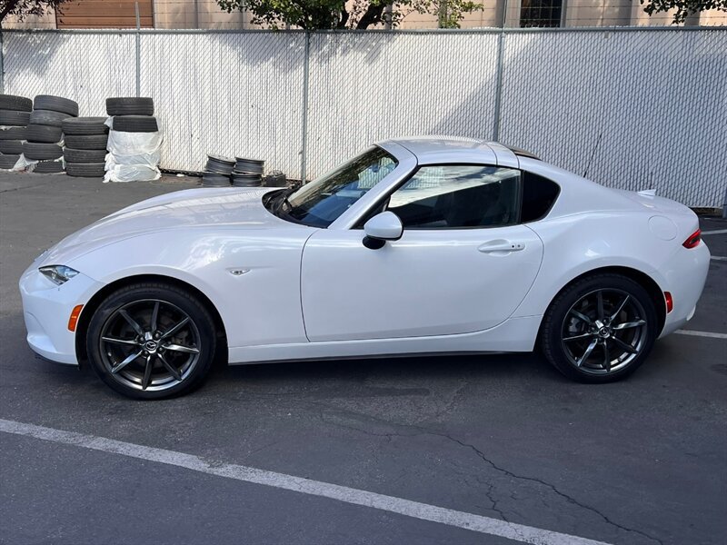 Used 2018 MAZDA MX-5 Miata RF Grand Touring RWD image 6