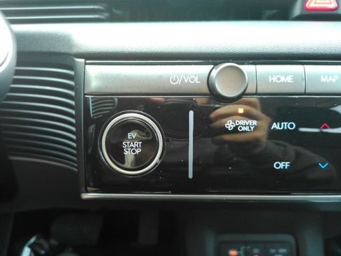 Used 2025 Hyundai Ioniq 5 SE RWD image 44