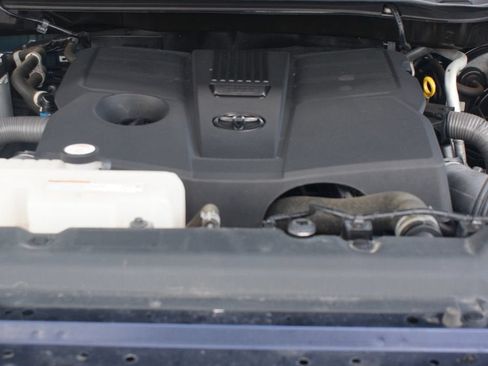 Used 2023 Toyota Tundra SR5 AWD/4WD image 28