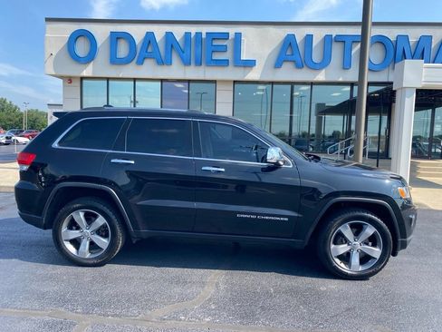 Used 2015 Jeep Grand Cherokee Limited AWD/4WD image 17