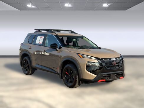 Certified 2025 Nissan Rogue SV w/ Rock Creek Premium Package AWD/4WD image 11