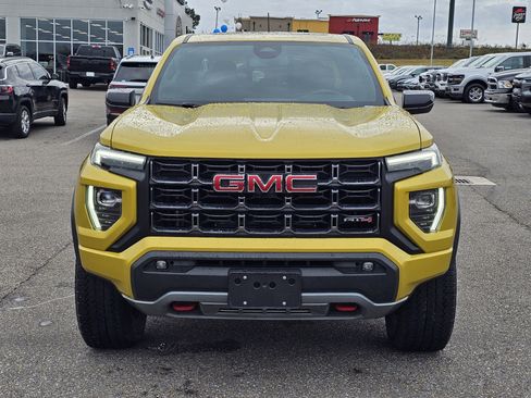 Used 2023 GMC Canyon AT4 w/ AT4 Premium Package image 2