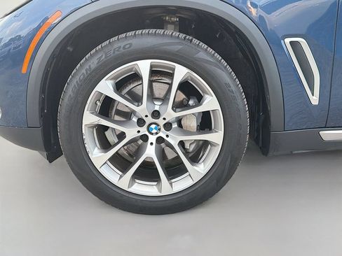 Used 2022 BMW X5 xDrive40i w/ Premium Package AWD/4WD image 43