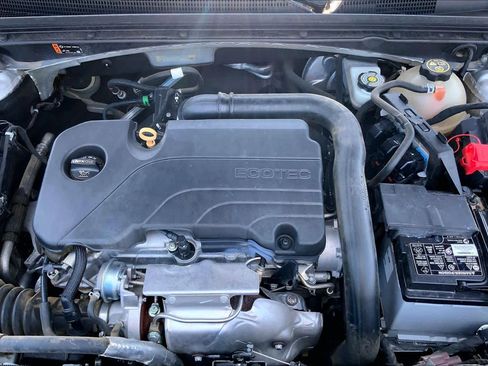 Used 2020 Chevrolet Malibu LT FWD image 32