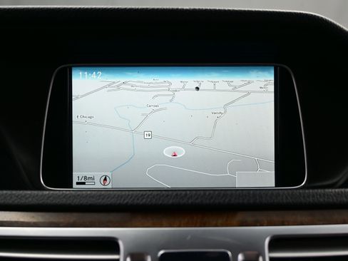Used 2015 Mercedes-Benz E 350 4MATIC Sedan image 18