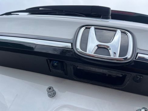 Used 2024 Honda Odyssey EX-L image 7