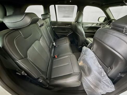 New 2026 Jeep Grand Cherokee Limited AWD/4WD image 27