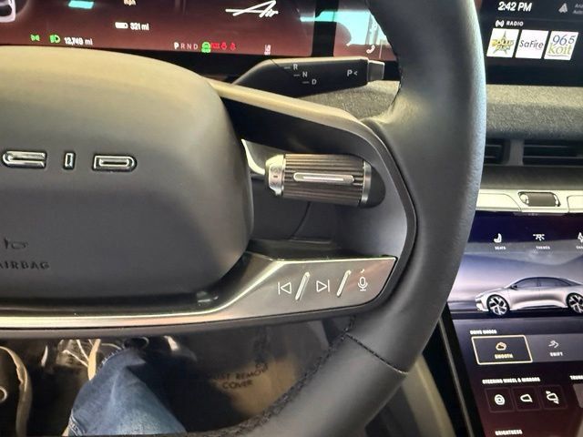 Used 2024 Lucid Air Touring AWD/4WD image 16