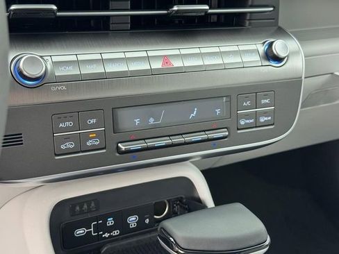 New 2026 Hyundai Kona SEL Sport AWD/4WD image 19