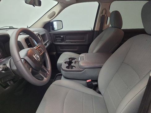 Used 2019 RAM 1500 Express w/ Express Value Package AWD/4WD image 17