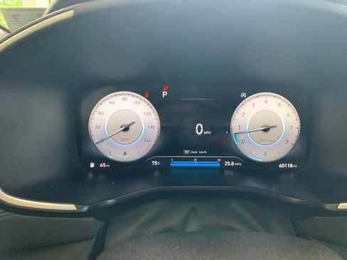 Used 2022 Hyundai Santa Fe SEL w/ Convenience Package AWD/4WD image 5