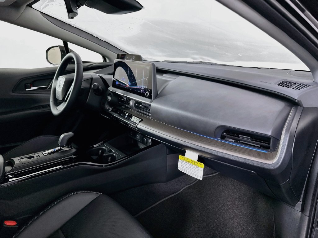 Certified 2026 Toyota Prius XLE FWD image 28