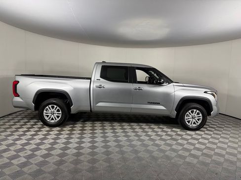 Used 2025 Toyota Tundra SR5 w/ SR5 Premium Package AWD/4WD image 4