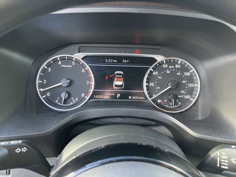 Certified 2023 Nissan Rogue SV image 6