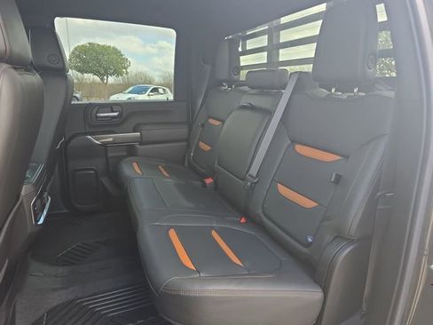 Used 2022 GMC Sierra 3500 AT4 image 14