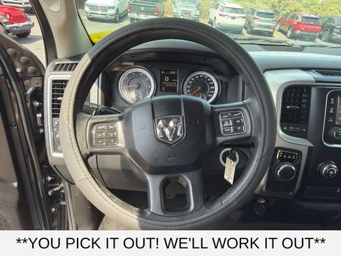 Used 2017 RAM 1500 Classic SLT RWD image 11
