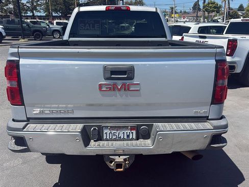 Used 2015 GMC Sierra 2500 SLE AWD/4WD image 4