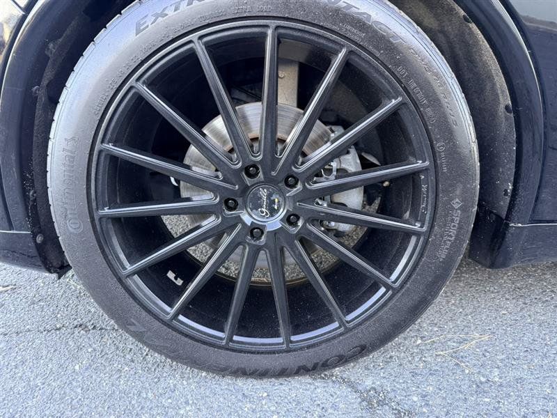 Used 2020 Dodge Durango R/T w/ Technology Group AWD/4WD image 9