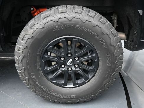 Used 2025 Ford F150 Raptor AWD/4WD image 11