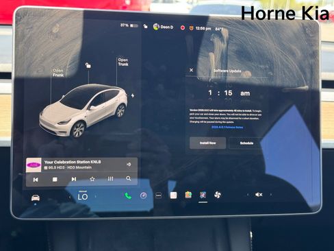 Used 2021 Tesla Model Y Long Range AWD/4WD image 18