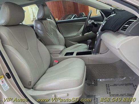 Used 2007 Toyota Camry Hybrid FWD image 16