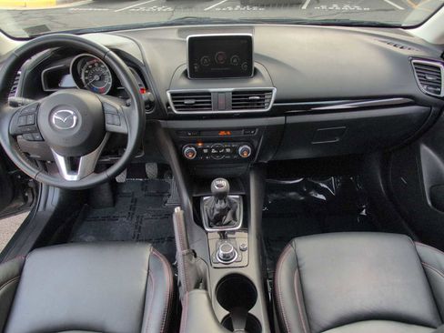 Used 2016 MAZDA MAZDA3 i Grand Touring image 16