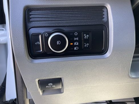 Used 2023 Ford F250 XLT w/ FX4 Off-Road Package image 15