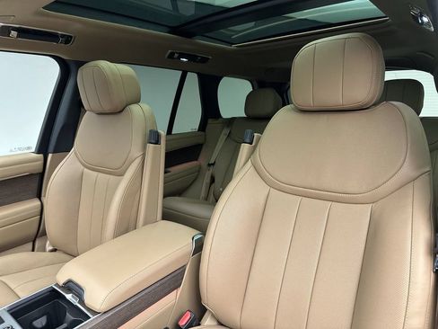 Used 2023 Land Rover Range Rover SE AWD/4WD image 13