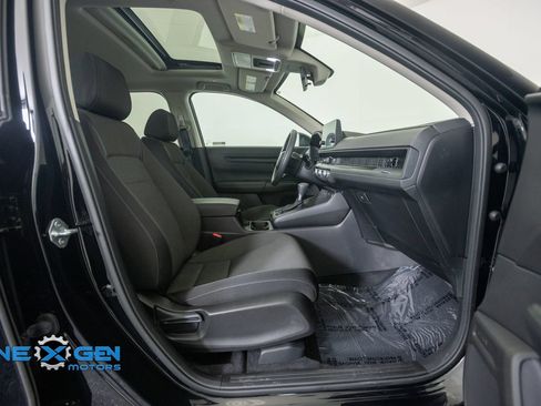 Used 2023 Honda CR-V EX image 39