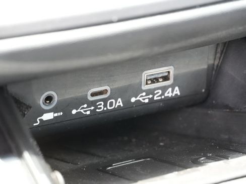 Used 2024 Subaru Outback Premium AWD/4WD image 26