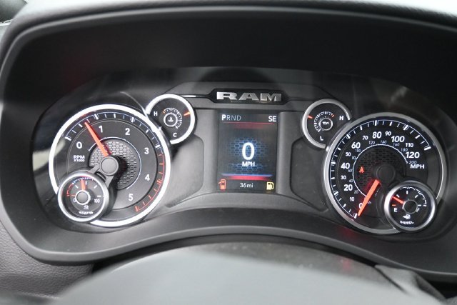 New 2027 RAM 3500 Big Horn AWD/4WD image 16