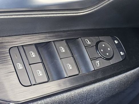 New 2026 Nissan Kicks SV w/ Cold Weather Package image 21