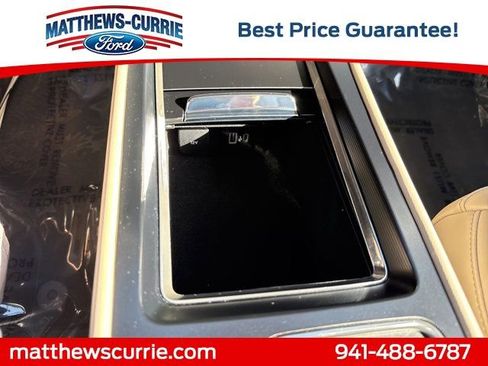 Used 2024 Lincoln Corsair FWD image 20