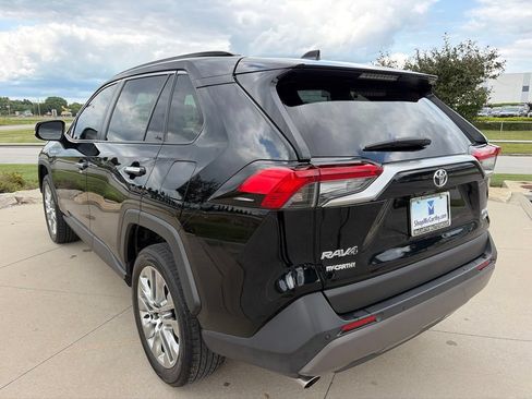 Used 2020 Toyota RAV4 Limited w/ Limited Grade Weather Package AWD/4WD image 22