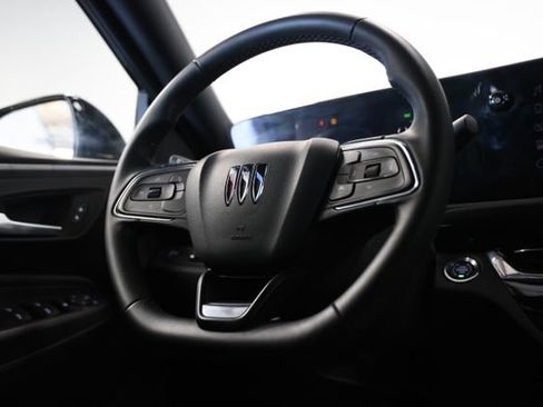 Used 2025 Buick Envista Sport Touring FWD image 41