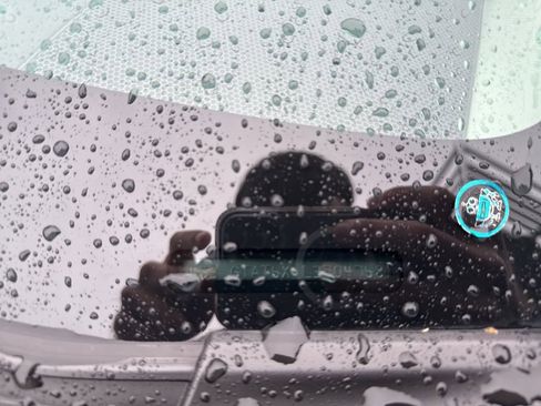 Used 2020 Subaru Impreza 2.0i Limited image 3