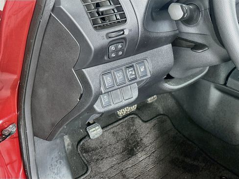 Used 2015 Nissan Leaf SV FWD image 16