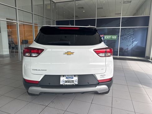 Used 2023 Chevrolet TrailBlazer LT w/ Convenience Package image 8