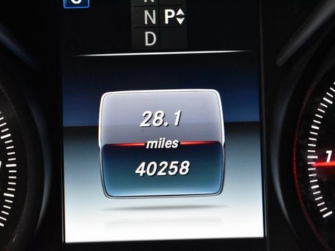 Used 2017 Mercedes-Benz C 300 4MATIC Sedan image 20