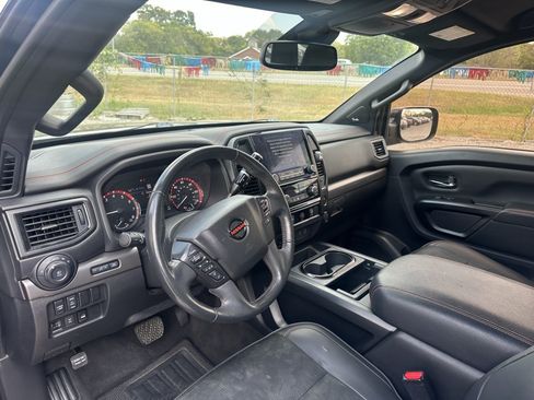 Used 2021 Nissan Titan PRO-4X w/ Pro-4x Utility Package AWD/4WD image 9