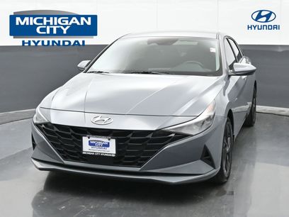 Used 2022 Hyundai Elantra SEL w/ Convenience Package