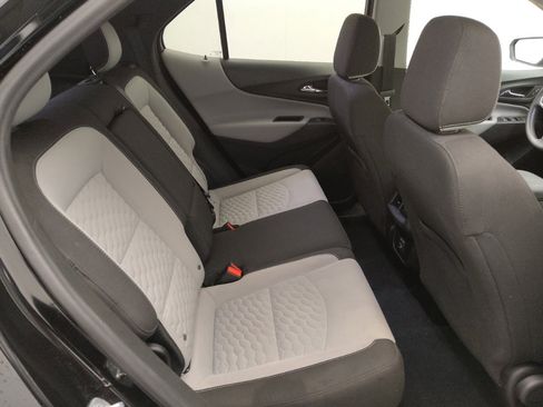 Used 2020 Chevrolet Equinox LT image 19