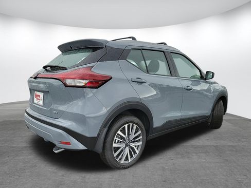 New 2024 Nissan Kicks SV w/ Interior Electronics Package image 5