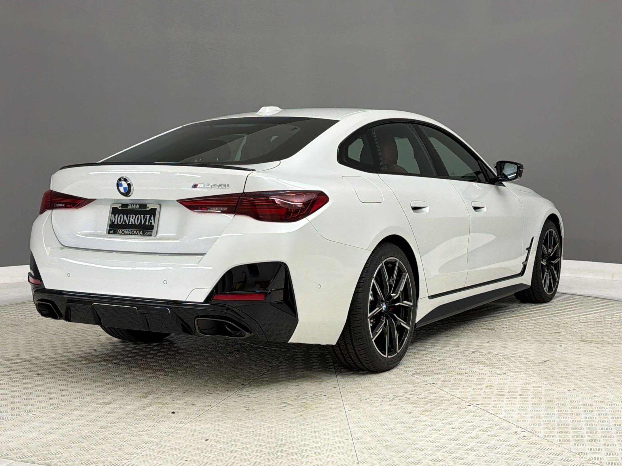New 2026 BMW M440i w/ Premium Package RWD image 9
