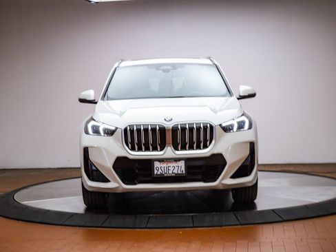 Used 2025 BMW X1 xDrive28i w/ M Sport Package AWD/4WD image 7