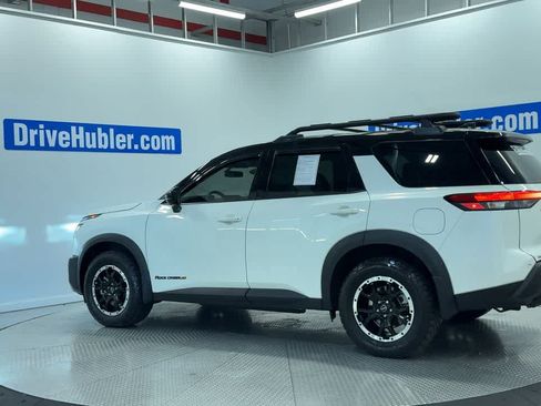 Used 2024 Nissan Pathfinder Rock Creek AWD/4WD image 8