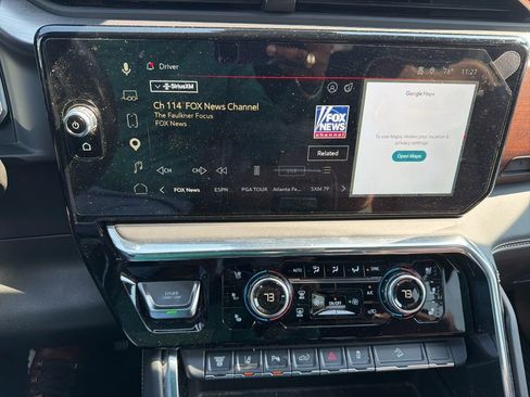 Used 2024 GMC Sierra 2500 Denali Ultimate image 15